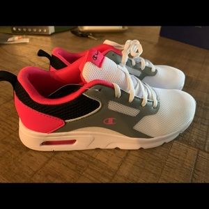 SHOES CHAMPION X CELL Girl’s Size 2 1/2 (Youth)